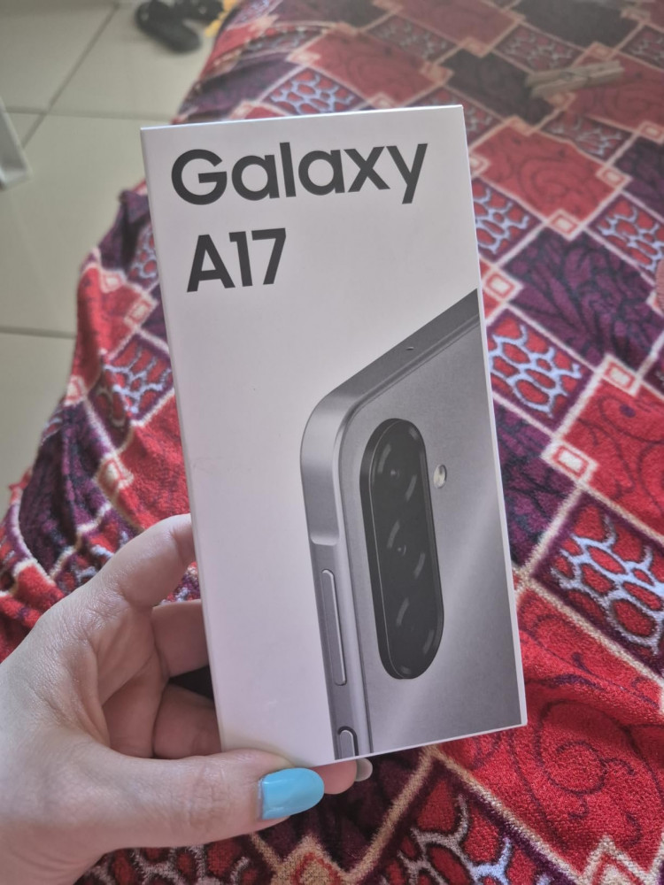 Celular Samsung Galaxy A17 128GB 4GB 50MP