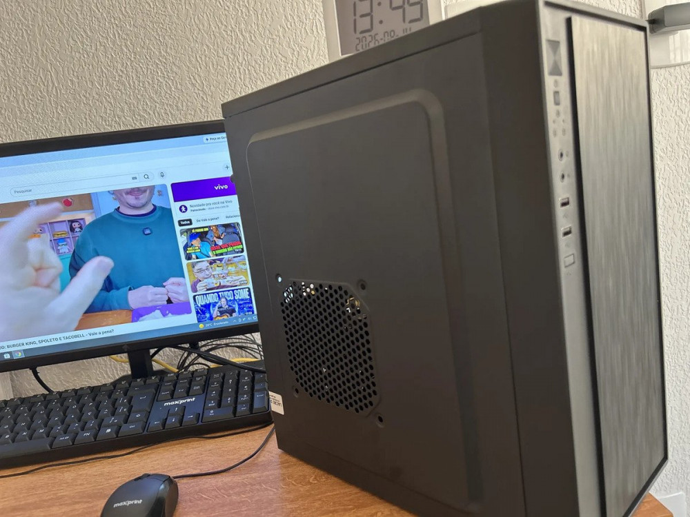 Computador Flash i5-3470 8GB SSD256 Monitor 20