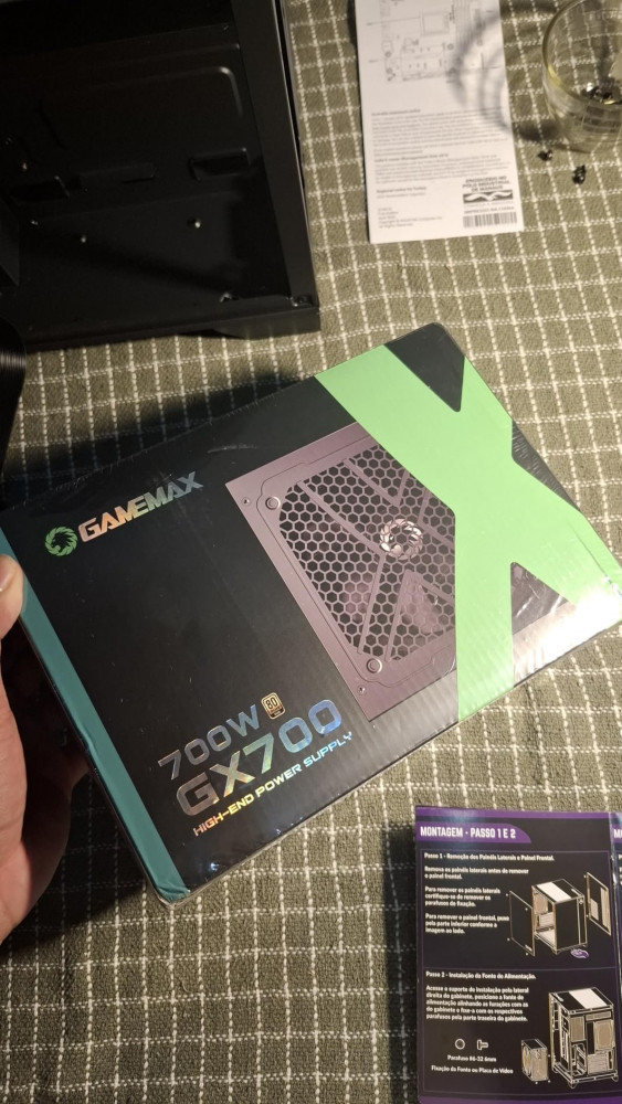 Fonte Gamemax GX700 700W 80 Plus Gold