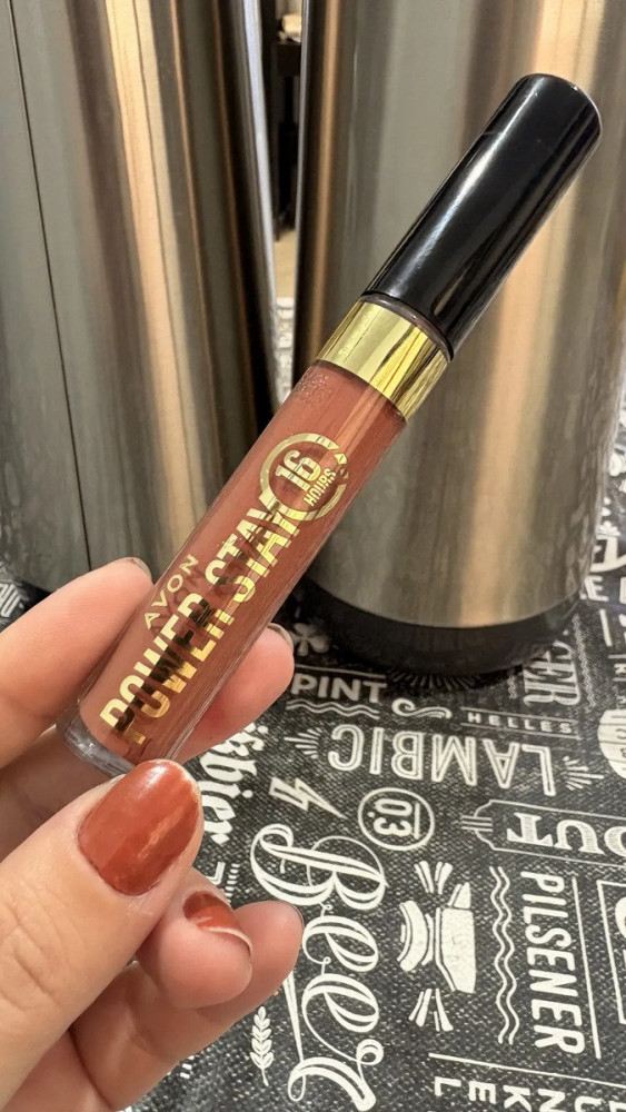 Batom Matte Avon Power Stay Vermelho Terra
