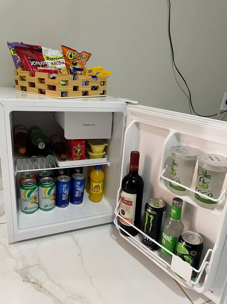 Frigobar Electrolux 47L com Controle de Temperatura