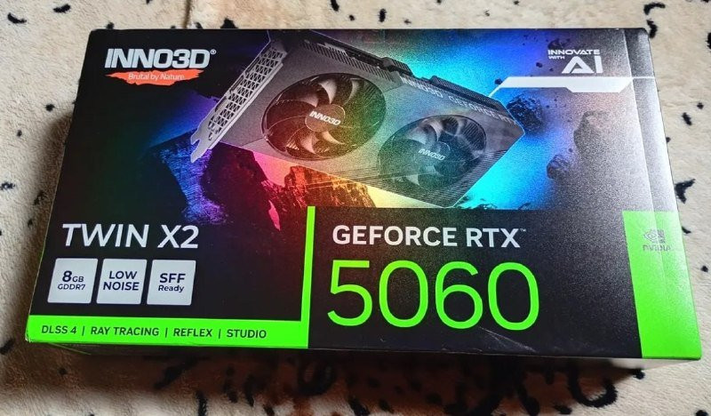 Placa de Vídeo INNO3D GeForce RTX 5060 Twin X2 8GB GDDR7