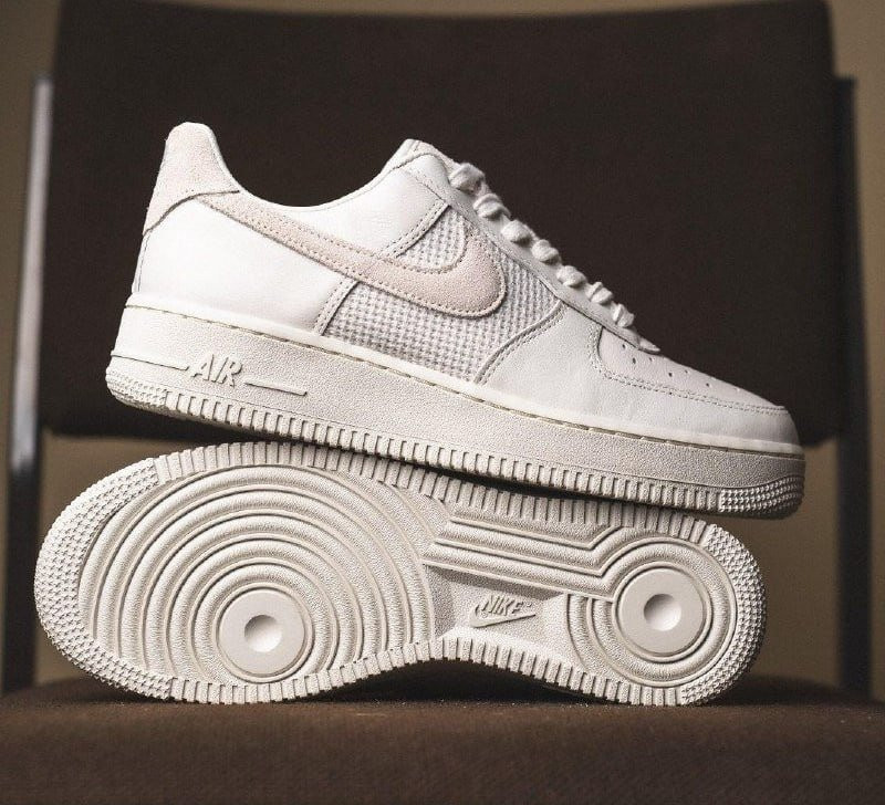 Tênis Nike Air Force 1 '07 SE Feminino