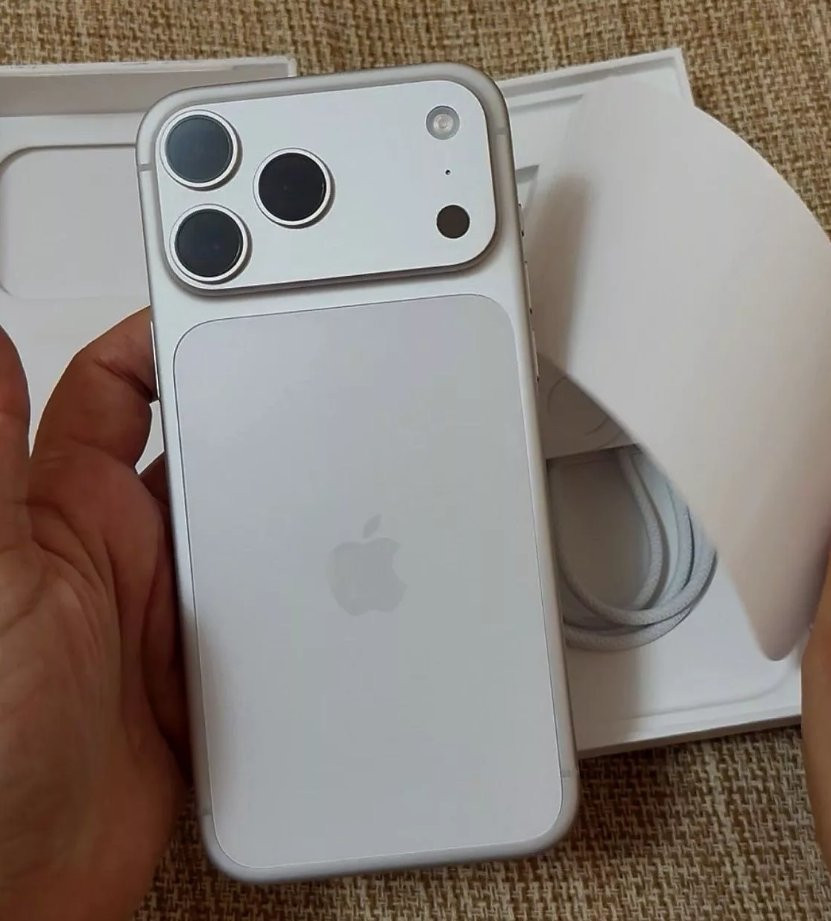 iPhone 17 Pro Max 1TB LACRADO 1 Ano Garantia