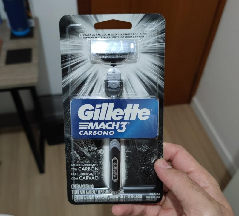 Gillette Mach3 Carbono Aparelho de Barbear com Carvão Ativado 1 Unidade