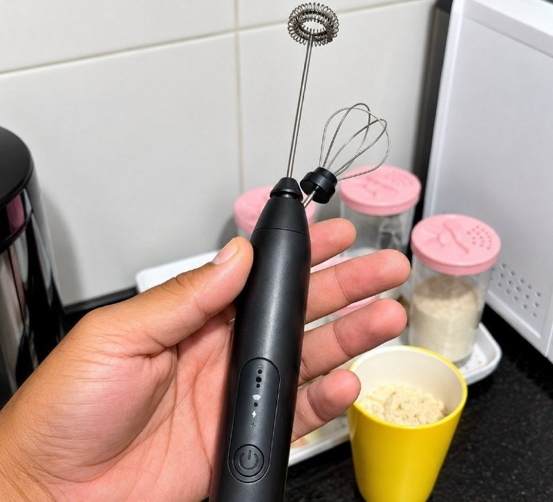Mini Mixer Misturador De Bebidas Elétrico 2 Em 1 Portátil