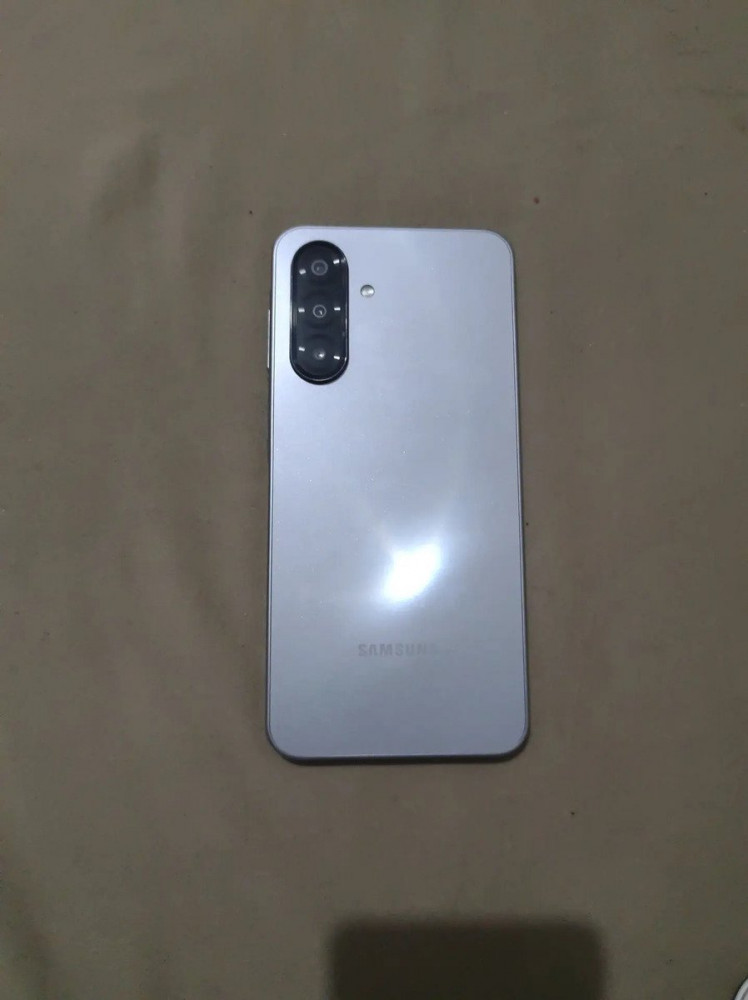 Samsung Galaxy A17 128GB 50MP 6.7 NFC Cinza