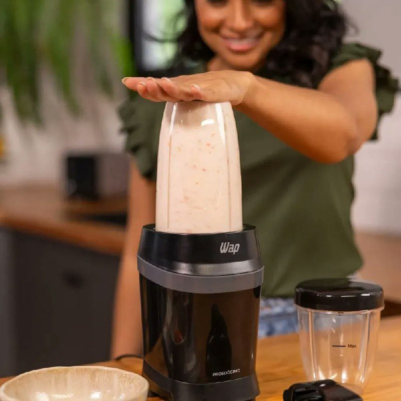 Liquidificador Portátil Wap Blender Pro Turbo 700W + 2 Copos Squeeze Laminas Inox