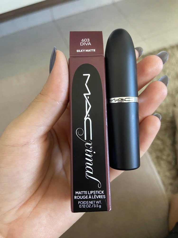 Mac Cosmetics Batom Matte Diva
