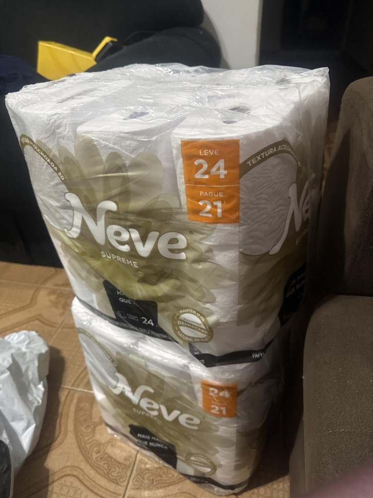 Neve Papel Higiênico Supreme Folha Tripla 24 Rolos