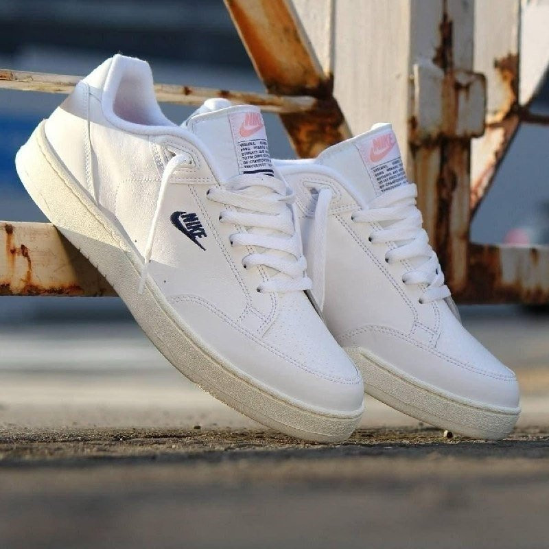 Tênis Nike Grandstand II