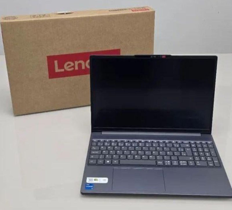 Notebook Lenovo IdeaPad Slim 3 15.3 Intel Core 3, 8GB RAM, 256GB SSD, Windows 11