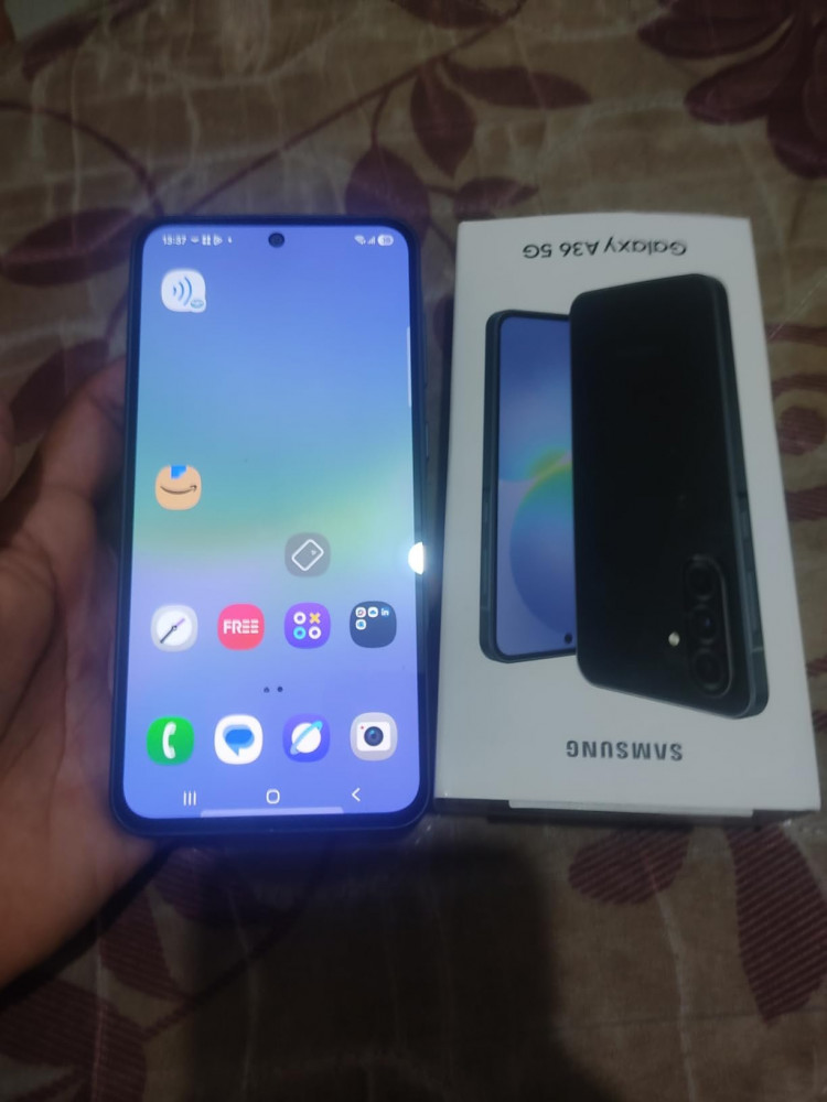 Celular Samsung Galaxy A36 5G 128GB Branco