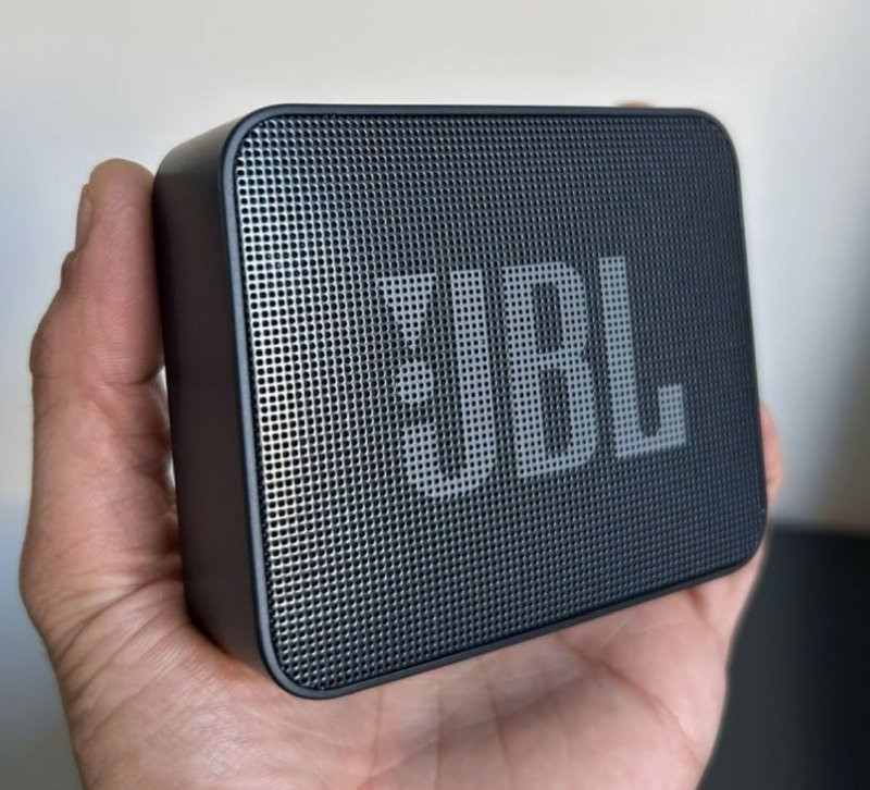 Caixa de Som JBL Go Essential 2 Bluetooth