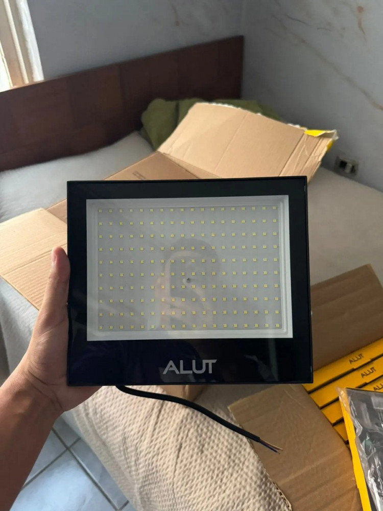Kit 10 Refletor Led Externo 200W 6500K Preto