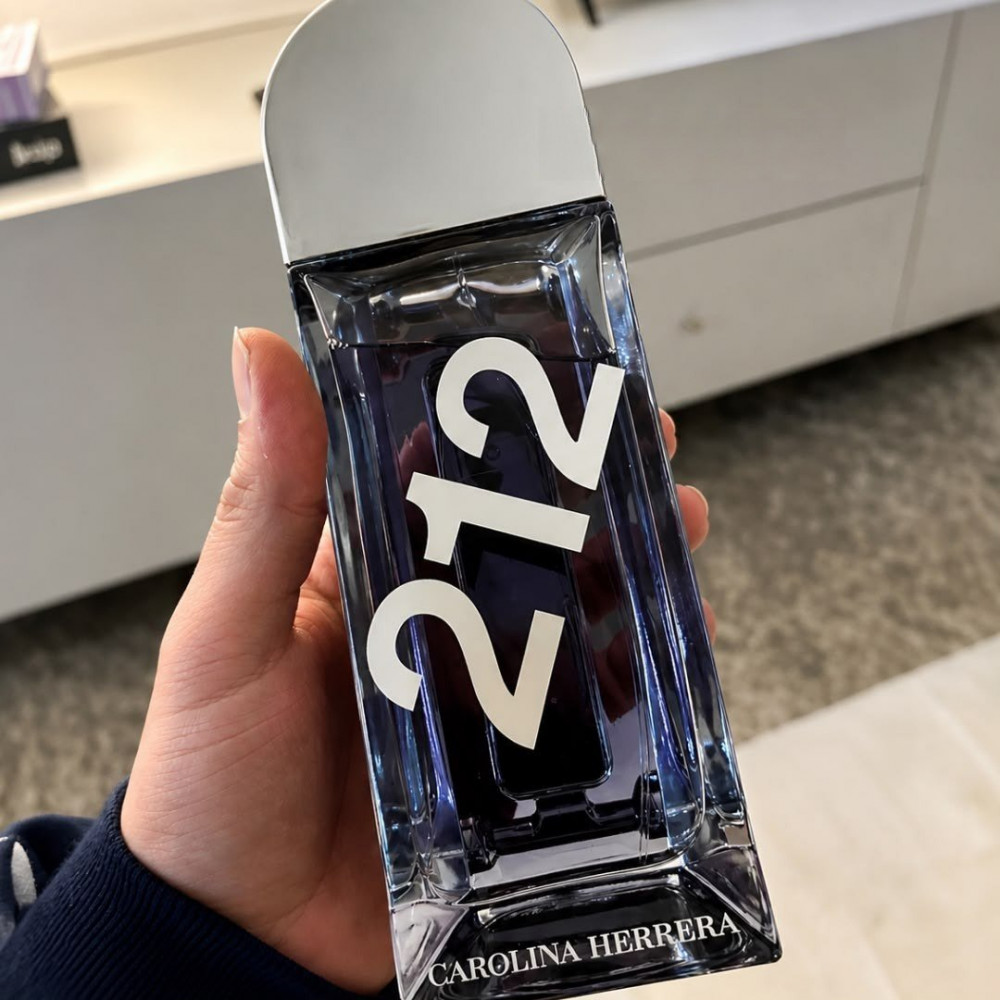 Carolina Herrera 212 Men Heroes EDT 150ml