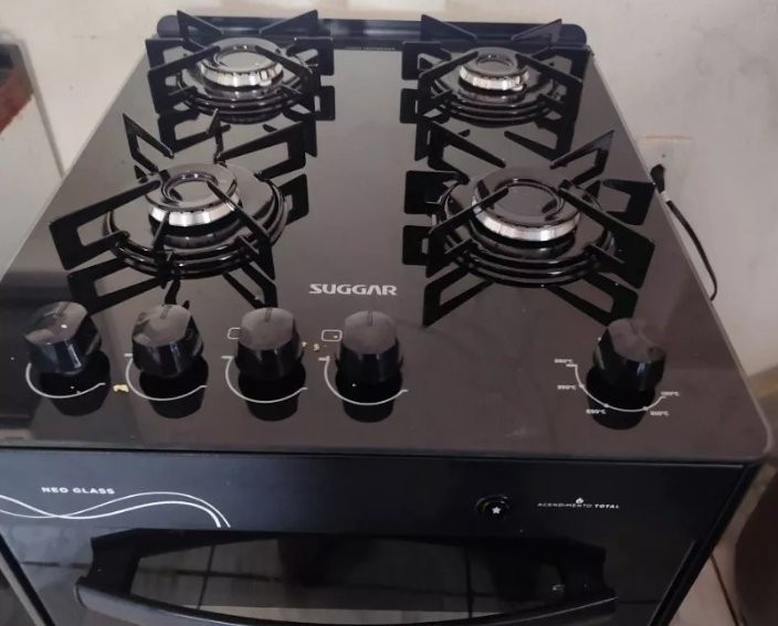 Fogão Suggar NEO Glass 4 Queimadores Preto Bivolt