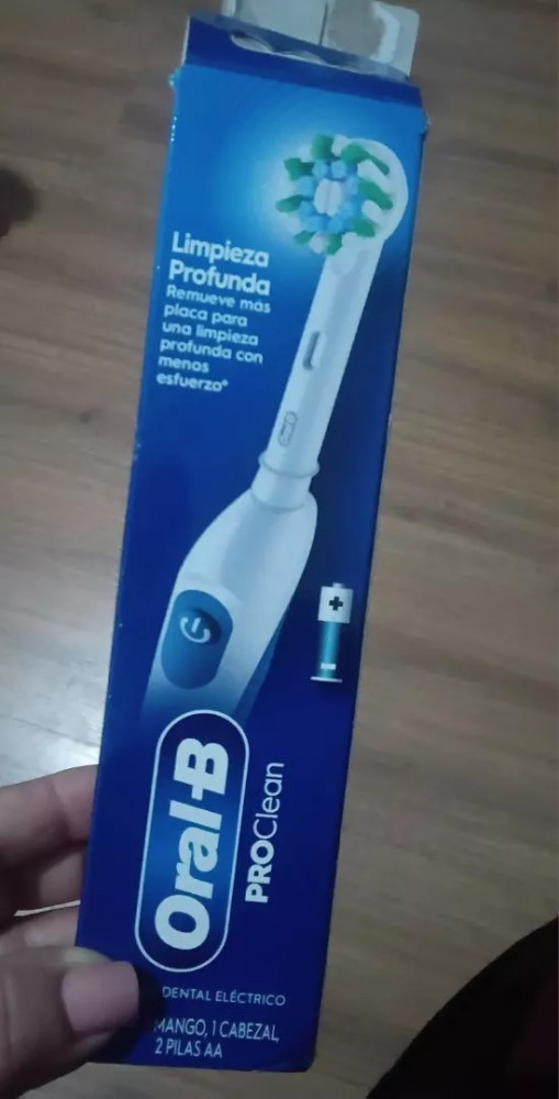 Escova Elétrica Oral-B Power Precision Clean