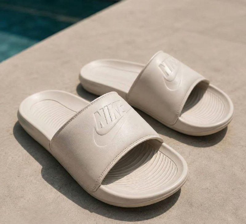 Chinelo Nike Victori One