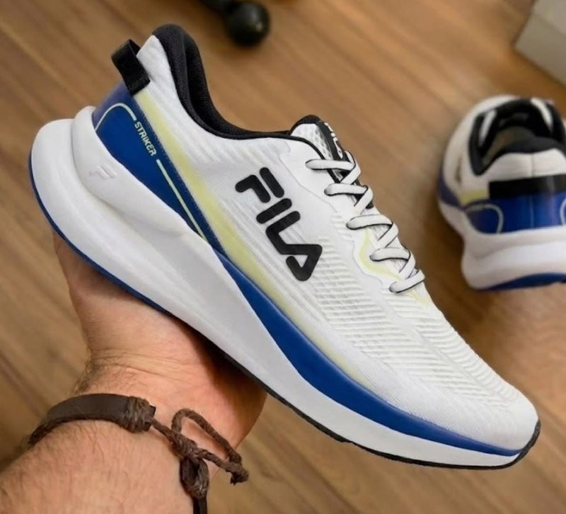 Tênis Fila Striker