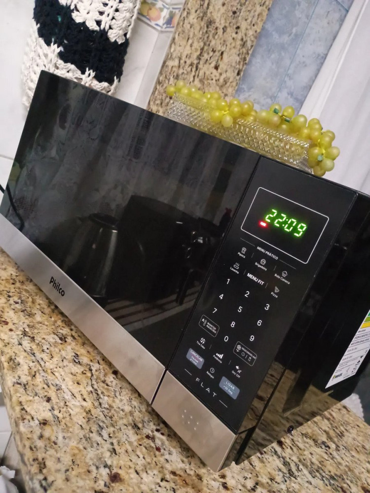 Philco PMO30F Flat 28L Preto