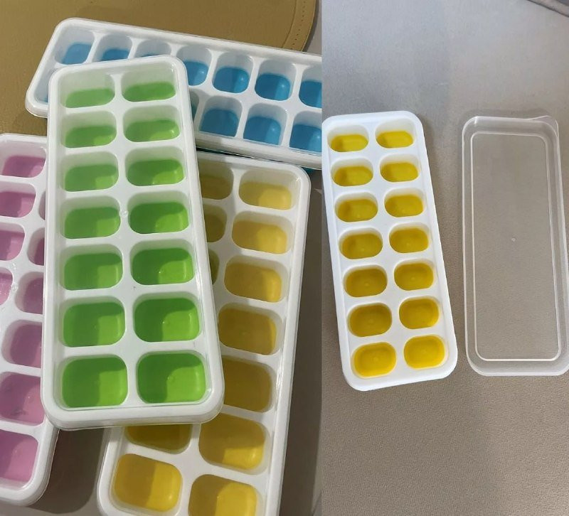 Kit 4 Formas de Gelo Silicone 14 Cubos com Tampa e Flexível