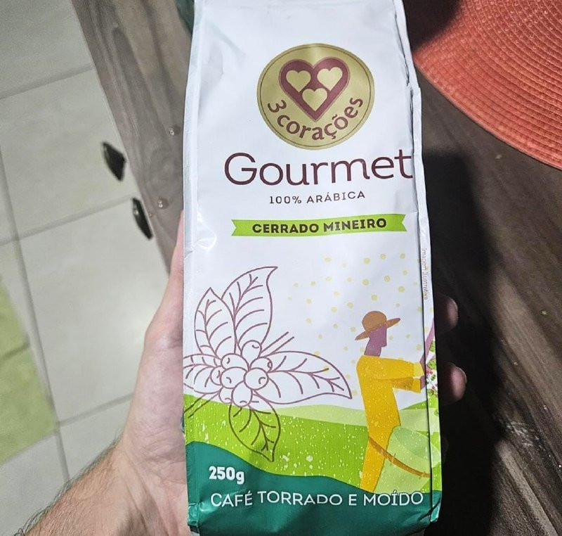 3 Corações Café Torrado e Moído Gourmet Cerrado Mineiro 250g