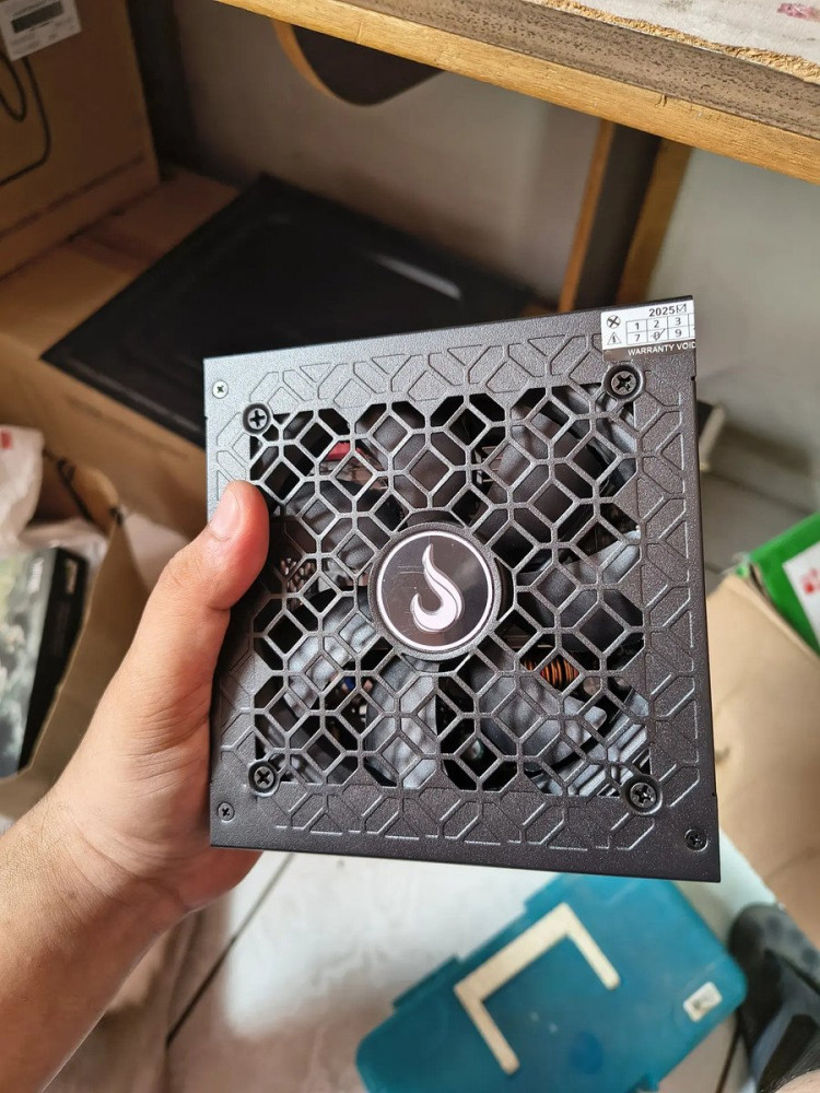 Fonte Rise Mode Elektra 650w Modular Preto