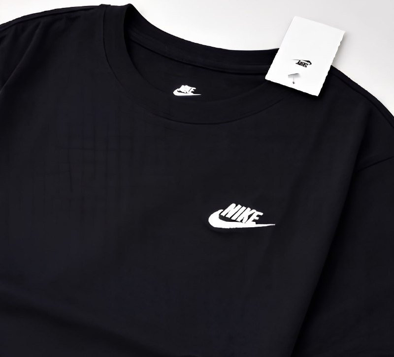 Camiseta Nike Sportswear Club