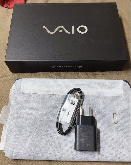 Tablet Vaio TL10 128GB 4GB 4G + Teclado Magnético