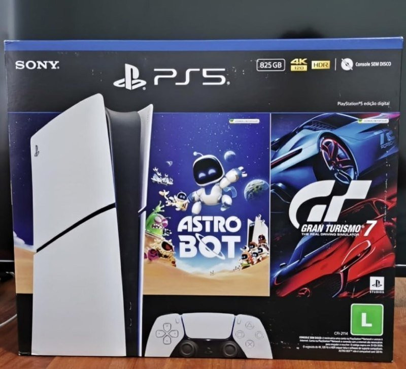 PlayStation 5 Slim Digital 825GB Pacote ASTRO BOT e Gran Turismo 7